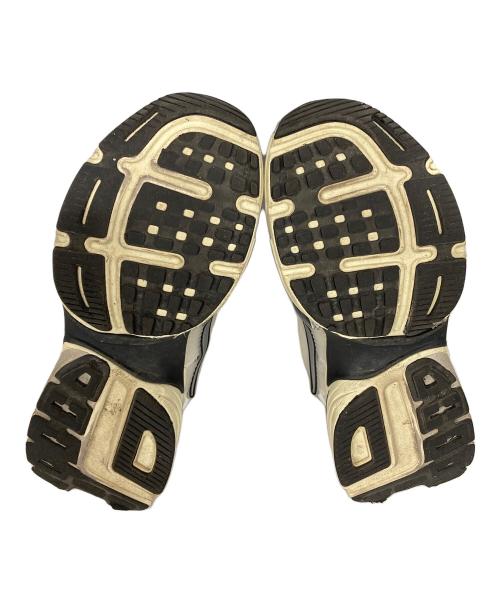 NIKE（ナイキ）NIKE (ナイキ) V2K Run Women's グレー サイズ:US9の古着・服飾アイテム