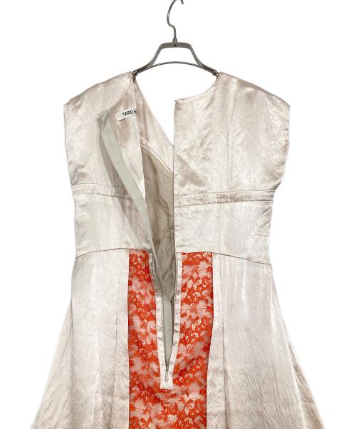 TARO HORIUCHI（タロウホリウチ）TARO HORIUCHI (タロウホリウチ) レース切替サテンワンピース ベージュ×オレンジ サイズ:1の古着・服飾アイテム