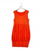 PLEATS PLEASEプリーツプリーズ）の古着「ノースリーブプリーツワンピース」｜オレンジ