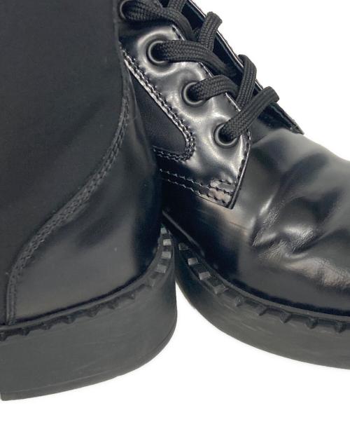 PRADA（プラダ）PRADA (プラダ) Re Nylon トライアングルロゴ ブラッシュドレザー レースアップ ショートブーツ ブラック サイズ:37 1/2の古着・服飾アイテム