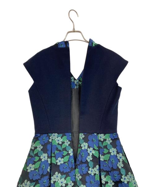 EPOCA THE SHOP（エポカ ザ ショップ）EPOCA THE SHOP (エポカ ザ ショップ) フラワー刺繍ワンピース ブラック×ブルー サイズ:38の古着・服飾アイテム