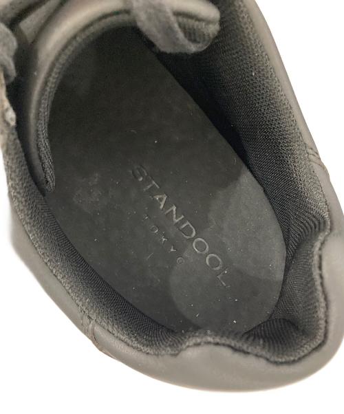 STANDOOL（スタンドゥール）STANDOOL (スタンドゥール) スニーカー ブラック サイズ:27.5の古着・服飾アイテム