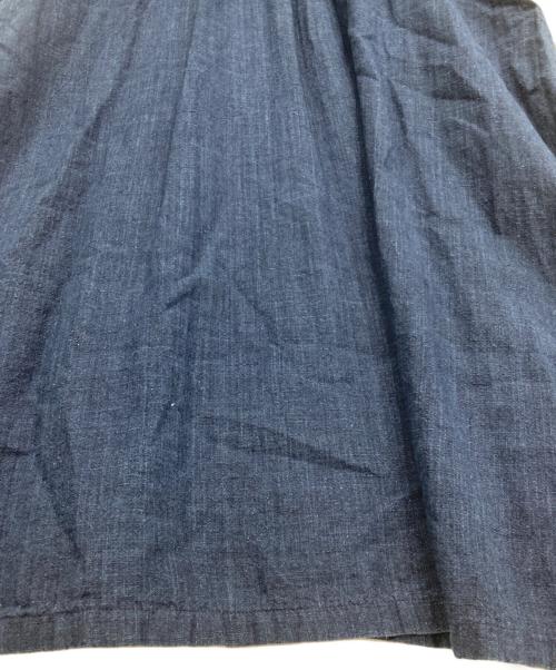 石見銀山 群言堂（イワミギンザングンゲンドウ）石見銀山 群言堂 (イワミギンザングンゲンドウ) コットンリネンワピース インディゴ サイズ:表記なしの古着・服飾アイテム