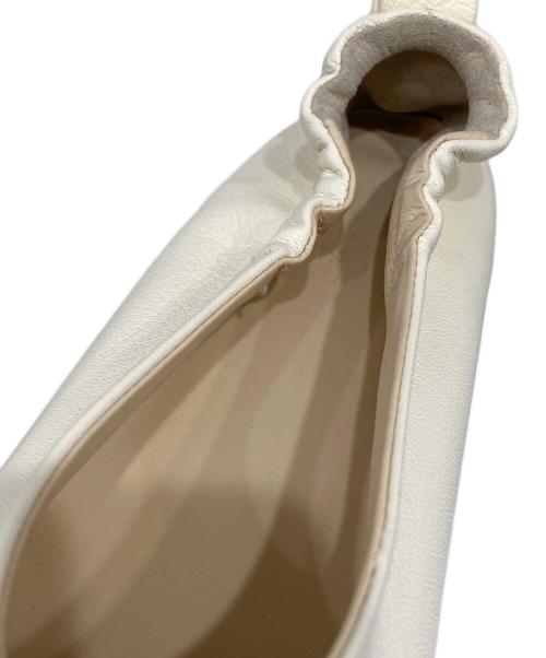 2.718（ニーテンナナイチハチ）2.718 (ニーテンナナイチハチ) スクエアトゥーパンプス アイボリー サイズ:37の古着・服飾アイテム