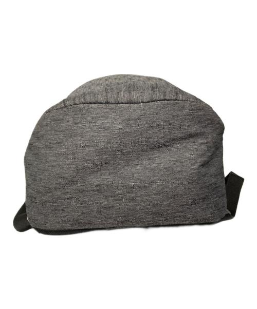 Incase（インケース）Incase (インケース) バックパック グレーの古着・服飾アイテム