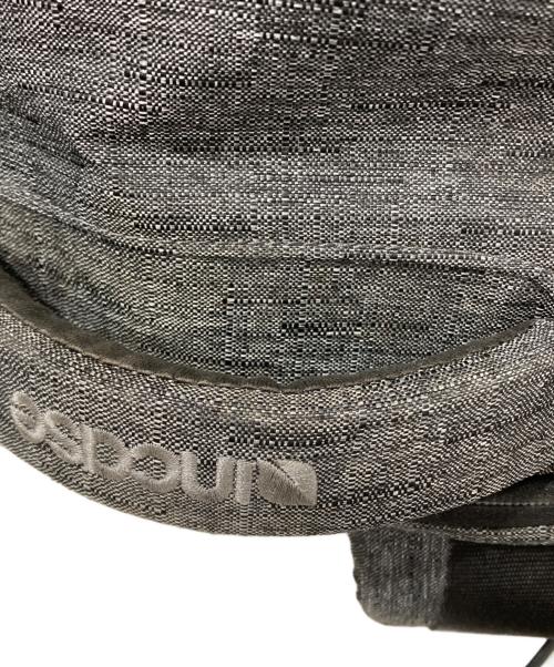 Incase（インケース）Incase (インケース) バックパック グレーの古着・服飾アイテム