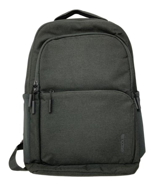 Incase（インケース）Incase (インケース) Facet Backpack25L グレーの古着・服飾アイテム