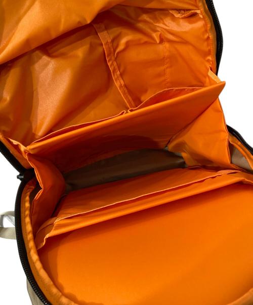 MYSTERY RANCH（ミステリーランチ）MYSTERY RANCH (ミステリーランチ) District 24 ベージュの古着・服飾アイテム