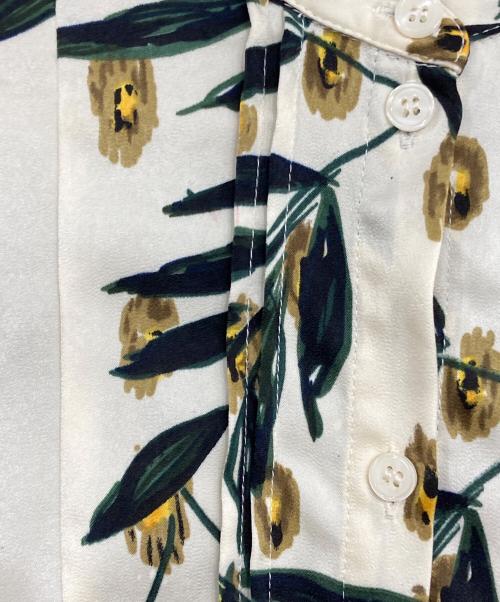 JOURNAL STANDARD relume（ジャーナルスタンダード レリューム）JOURNAL STANDARD relume (ジャーナルスタンダード レリューム) ホワイトボタニカルワンピース アイボリー×ネイビー サイズ:Fの古着・服飾アイテム