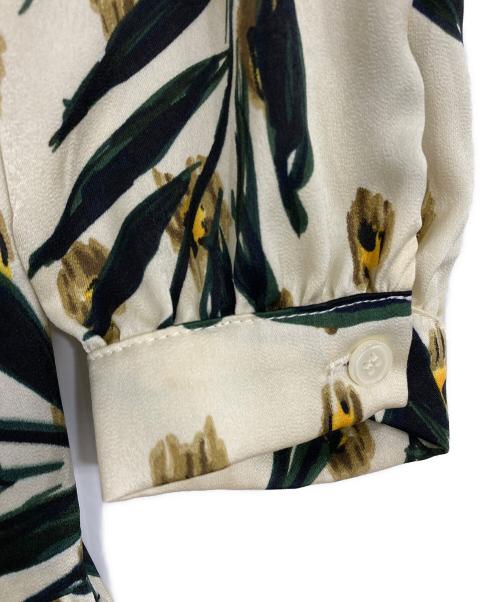 JOURNAL STANDARD relume（ジャーナルスタンダード レリューム）JOURNAL STANDARD relume (ジャーナルスタンダード レリューム) ホワイトボタニカルワンピース アイボリー×ネイビー サイズ:Fの古着・服飾アイテム