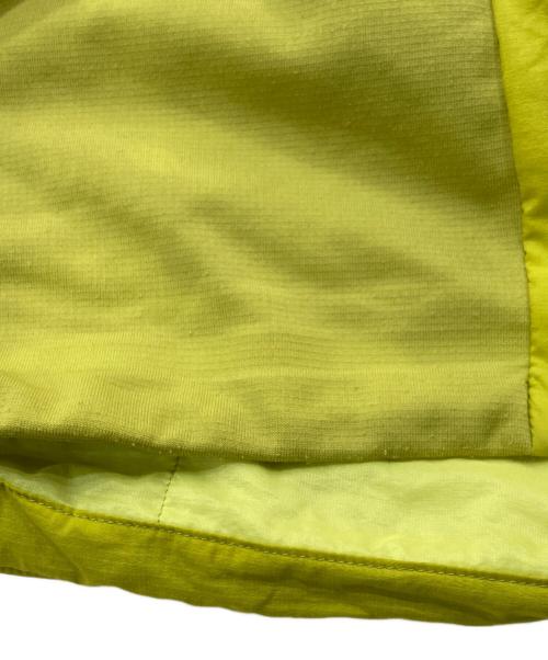 ARC'TERYX（アークテリクス）ARC'TERYX (アークテリクス) ATOM HOODY イエロー サイズ:Mの古着・服飾アイテム