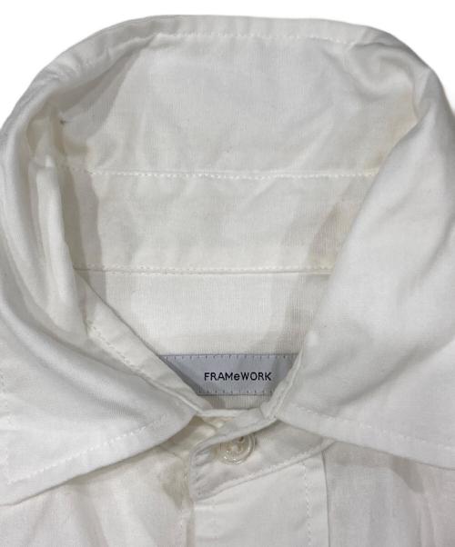 FRAMeWORK（フレームワーク）FRAMeWORK (フレームワーク) コットンレギュラーカラーシャツ ホワイト サイズ:記載なしの古着・服飾アイテム