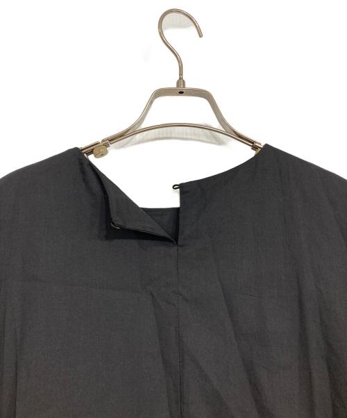PLUS OTO.HA（プラスオトハ）PLUS OTO.HA (プラスオトハ) 半袖ワンピース ブラック サイズ:表記無しの古着・服飾アイテム
