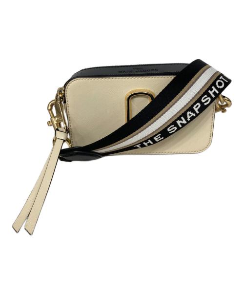 MARC JACOBS（マークジェイコブス）MARC JACOBS (マークジェイコブス) ザ スナップショット ベージュの古着・服飾アイテム