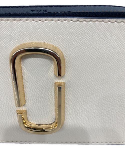 MARC JACOBS（マークジェイコブス）MARC JACOBS (マークジェイコブス) ザ スナップショット ベージュの古着・服飾アイテム