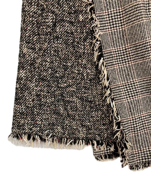 AULA（オーラ）AULA (オーラ) アシンメトリー ツイード フリンジ タイトスカート グレー サイズ:SIZE 0の古着・服飾アイテム