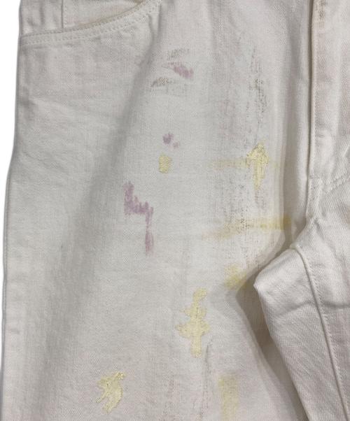 URU（ウル）URU (ウル) ペイント加工デニムパンツ アイボリー サイズ:2の古着・服飾アイテム