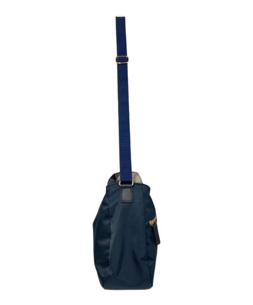 BLUE LABEL CRESTBRIDGE（ブルーレーベルクレストブリッジ）BLUE LABEL CRESTBRIDGE (ブルーレーベルクレストブリッジ) ナイロンワンショルダーバッグ ネイビーの古着・服飾アイテム