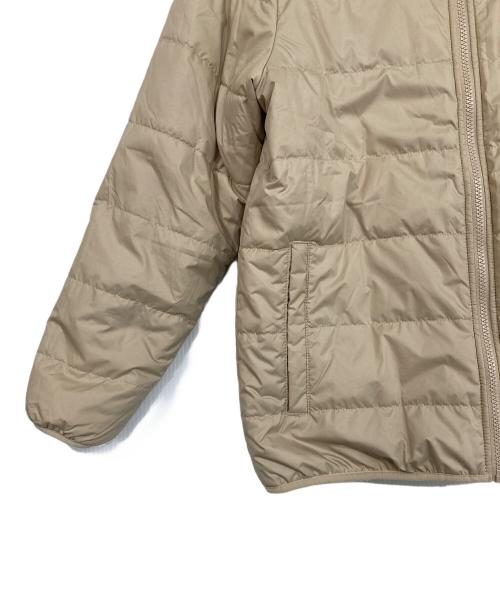 Patagonia（パタゴニア）Patagonia (パタゴニア) キッズ・リバーシブル・レディ・フレディ・フーディ ベージュ サイズ:XL14の古着・服飾アイテム