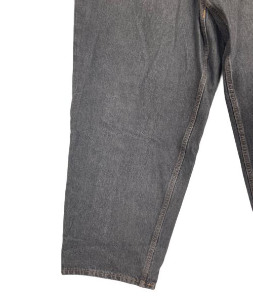 LEVI'S（リーバイス）LEVI'S (リーバイス) SKATE SUPER BAGGYデニムパンツ グレー サイズ:W38の古着・服飾アイテム