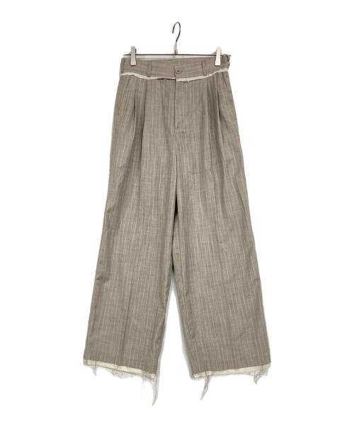 Knuth Marf（クヌースマーフ）Knuth Marf (クヌースマーフ) カットオフストライプパンツ ベージュ サイズ:XSの古着・服飾アイテム