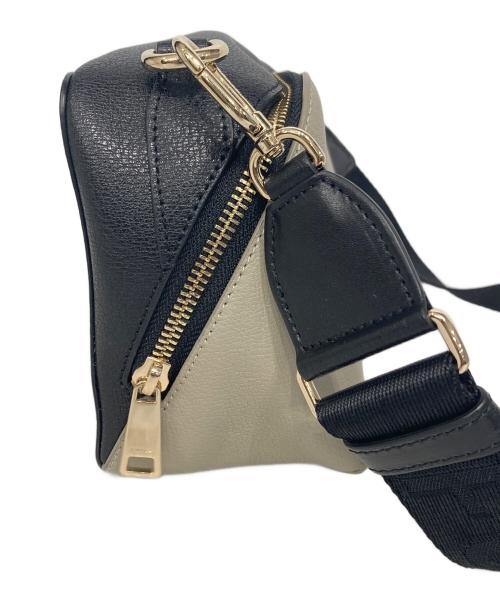 FURLA（フルラ）FURLA (フルラ) バイカラーショルダーバッグ ベージュ×ブラックの古着・服飾アイテム