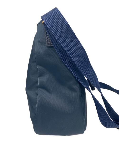 BLUE LABEL CRESTBRIDGE（ブルーレーベルクレストブリッジ）BLUE LABEL CRESTBRIDGE (ブルーレーベルクレストブリッジ) ナイロンショルダーバッグ ネイビーの古着・服飾アイテム