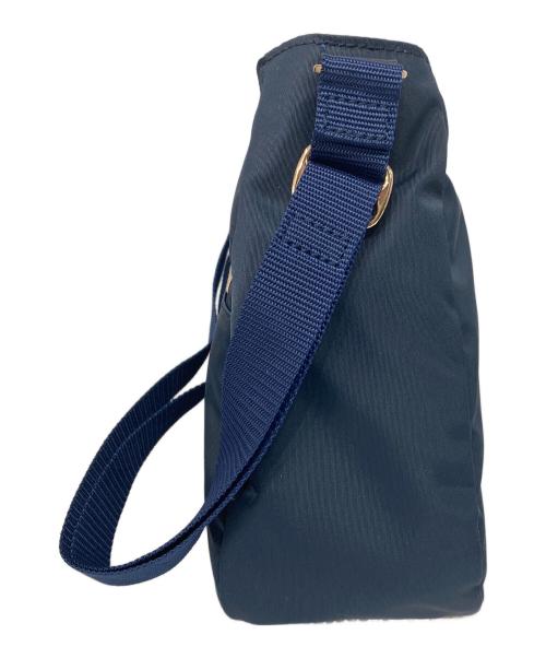 BLUE LABEL CRESTBRIDGE（ブルーレーベルクレストブリッジ）BLUE LABEL CRESTBRIDGE (ブルーレーベルクレストブリッジ) ナイロンワンショルダーバッグ ネイビーの古着・服飾アイテム
