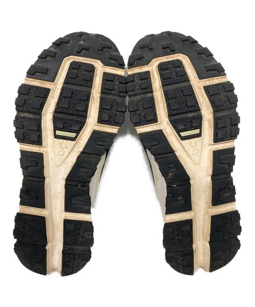 on（オン）on (オン) Cloudultra ホワイト×ブラック サイズ:US M7.5の古着・服飾アイテム