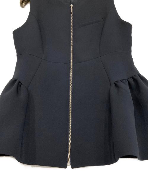 M Maglie le cassetto（エム マーリエ ル カセット）M Maglie le cassetto (エム マーリエ ル カセット) 今っぽ上品ジレ ネイビー サイズ:7の古着・服飾アイテム