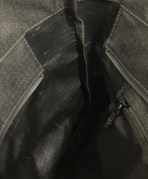 TOPOLOGIE（トポロジー）TOPOLOGIE (トポロジー) ループトートバッグ ブラックの古着・服飾アイテム