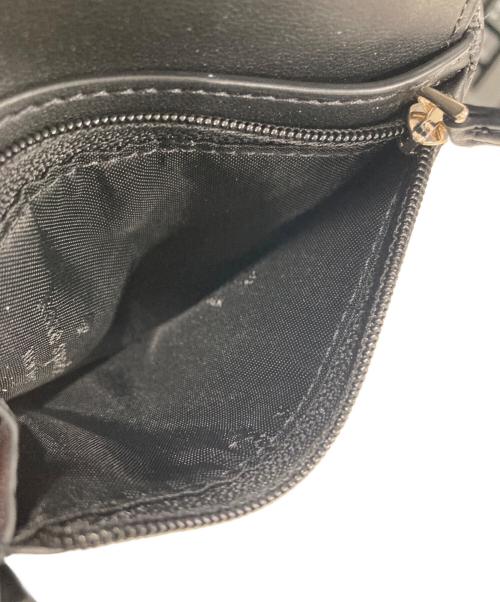 Kate Spade（ケイトスペード）Kate Spade (ケイトスペード) スペード フラワー スモール バイフォールド ウォレット ベージュ×ブラックの古着・服飾アイテム