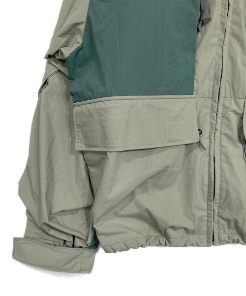 BEAMS（ビームス）BEAMS (ビームス) 2トーン ナイロン テック ジャケット カーキ サイズ:Sの古着・服飾アイテム