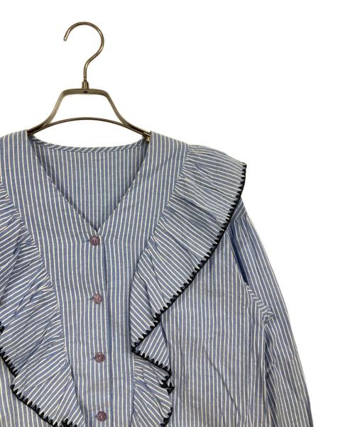 JUSGLITTY（ジャスグリッティー）JUSGLITTY (ジャスグリッティー) 刺繍ラッフルブラウス ブルー サイズ:2の古着・服飾アイテム