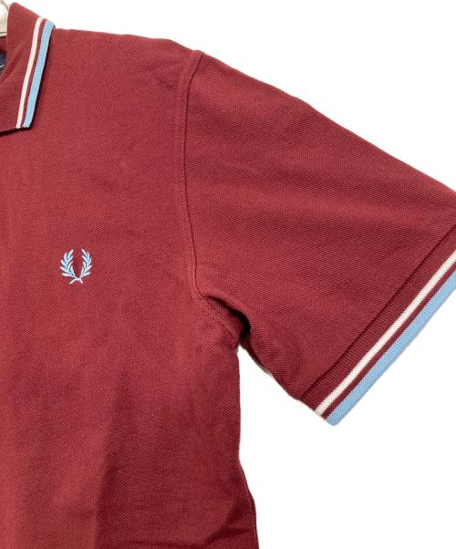 FRED PERRY（フレッドペリー）FRED PERRY (フレッドペリー) ポロシャツ レッド サイズ:40の古着・服飾アイテム