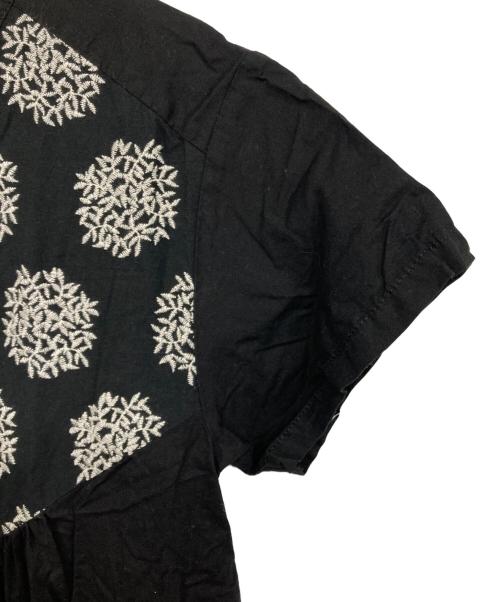 pas de calais（パドカレ）pas de calais (パドカレ) 刺繍ワンピース ブラック サイズ:36の古着・服飾アイテム
