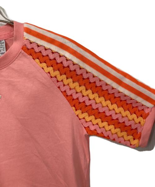adidas（アディダス）adidas (アディダス) オリジナルス サマーグロー カリ 半袖Tシャツ ピンク サイズ:Mの古着・服飾アイテム