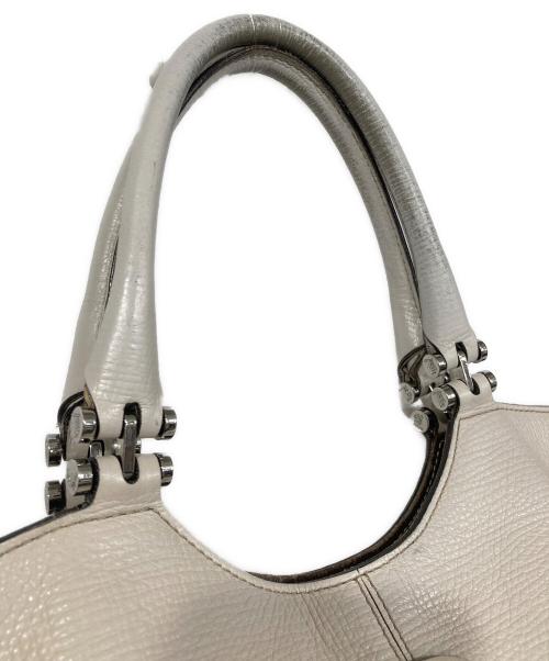 TOD'S（トッズ）TOD'S (トッズ) ハンドバッグ ベージュの古着・服飾アイテム