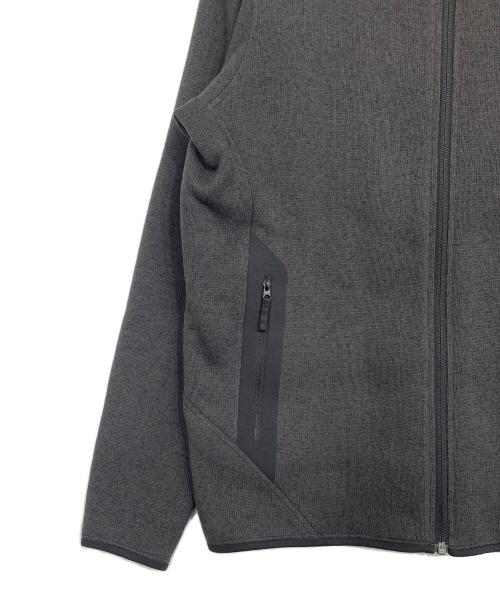 ARC'TERYX（アークテリクス）ARC'TERYX (アークテリクス) Covert Hoody グレー サイズ:SPの古着・服飾アイテム