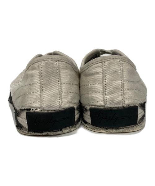 Y-3（ワイスリー）Y-3 (ワイスリー) Y-3 NIZZA LO ベージュ×ブラック サイズ:23.5の古着・服飾アイテム