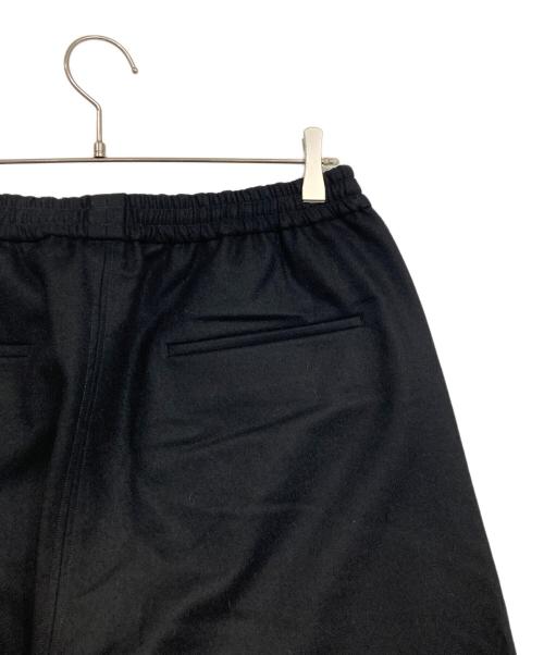 山内（ヤマウチ）山内 (ヤマウチ) イージーパンツ ブラック サイズ:3の古着・服飾アイテム