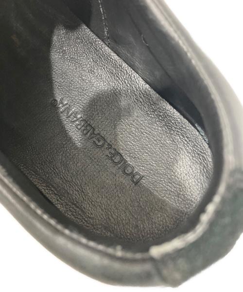 DOLCE & GABBANA（ドルチェ＆ガッバーナ）DOLCE & GABBANA (ドルチェ＆ガッバーナ) ロゴプレートスニーカー/ジャーマントレーナー ブラック サイズ:7の古着・服飾アイテム