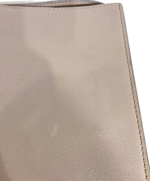 J&M DAVIDSON（ジェイ＆エム デヴィッドソン）J&M DAVIDSON (ジェイ＆エム デヴィッドソン) カルト ポスタル ショルダーバッグ ベージュの古着・服飾アイテム