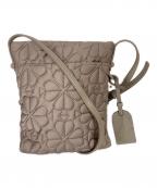 Kate Spadeケイトスペード）の古着「ティリー キルテッド スモール クロスボディバッグ」｜ベージュ