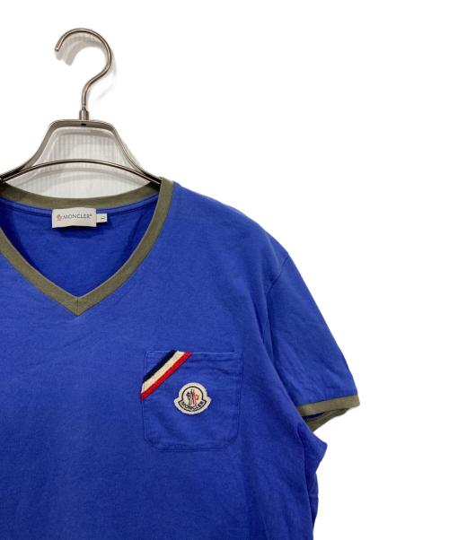 MONCLER（モンクレール）MONCLER (モンクレール) VネックTシャツ ブルー サイズ:Lの古着・服飾アイテム