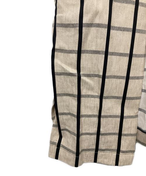 ESSEN .LAUTREAMONT（エッセン.ロートレアモン）ESSEN .LAUTREAMONT (エッセン.ロートレアモン) リネン混ノーカラーコート ベージュ×ブラック サイズ:38の古着・服飾アイテム