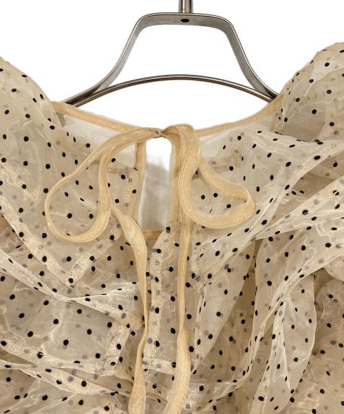 Bibiy.（ビビィ）Bibiy. (ビビィ) チュールドットトップス ベージュ サイズ:Freeの古着・服飾アイテム