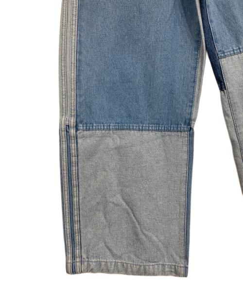 adidas（アディダス）adidas (アディダス) KSENIASCHNAIDER パッチワークジーンズ インディゴ サイズ:M 未使用品の古着・服飾アイテム