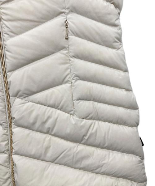 CAPE HORN（ケープホーン）CAPE HORN (ケープホーン) TIERRA SRL ダウンベスト アイボリー サイズ:44の古着・服飾アイテム