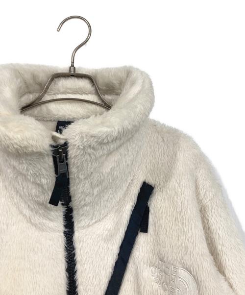 THE NORTH FACE（ザ ノース フェイス）THE NORTH FACE (ザ ノース フェイス) ANTARCTICA VERSA LOFT JACKET ホワイト サイズ:Lの古着・服飾アイテム